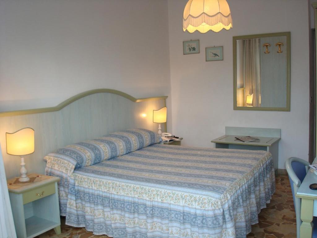 Hotel Villa Rona Forte dei Marmi Zimmer foto